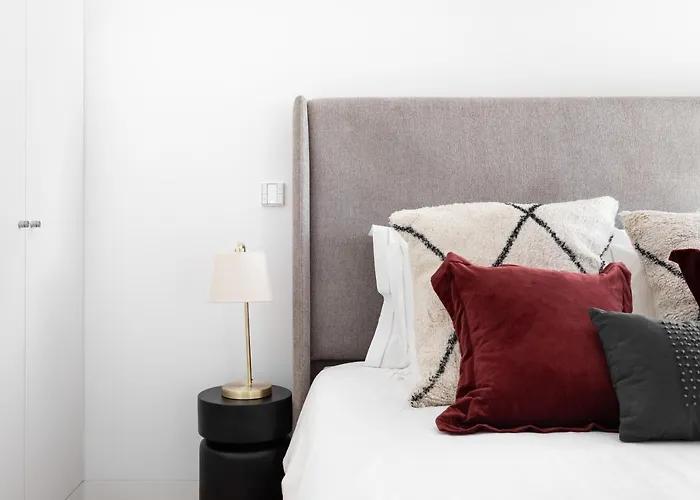 Apartment Joivy Elegant 1-br In Perfect Centre