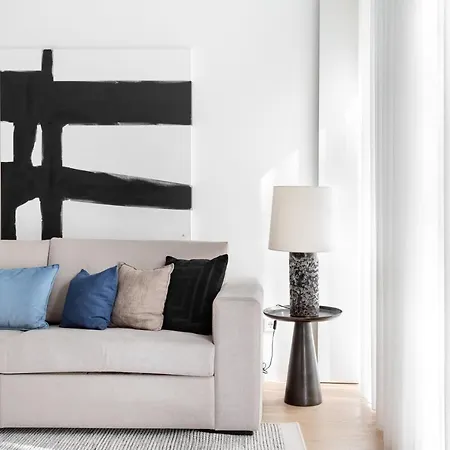 Joivy Elegant 1-br In Perfect Centre Apartment Lissabon
