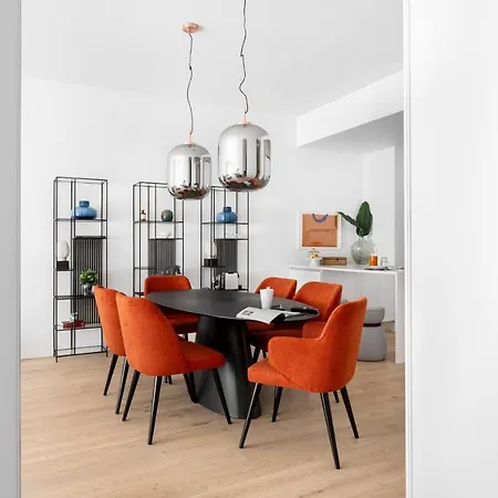 Apartment Joivy Elegant 1-br In Perfect Centre Lissabon